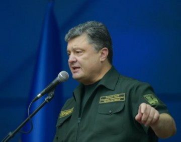 «Клоуны и об*ссанцы»: украинцы унижены уступкой Киева