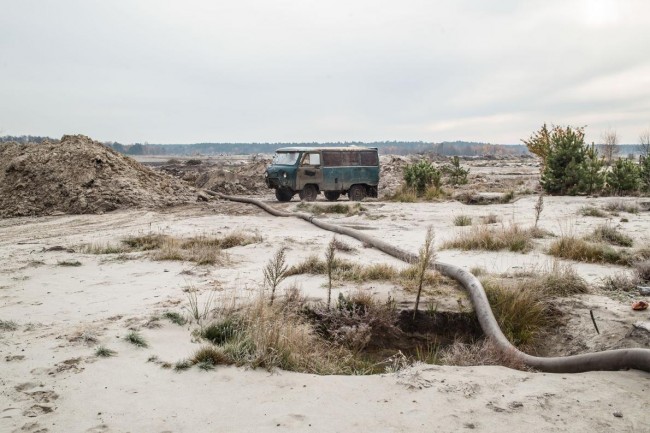 Последствия добычи янтаря в бывшей украине Последствия добычи янтаря в бывшей украине