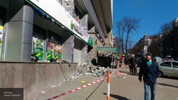 Нулевая надежность: что ждет Украину после массового бегства российских инвесторов. Ростислав Ищенко