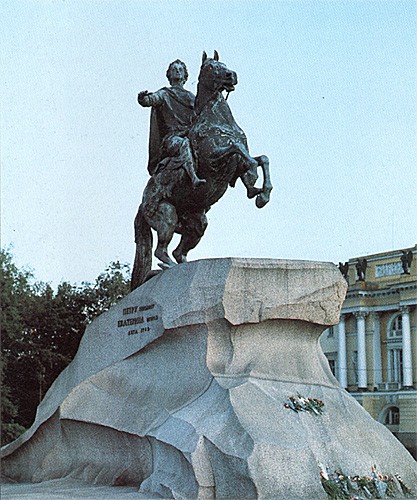 "Клиповая" история как кляп в сознании масс