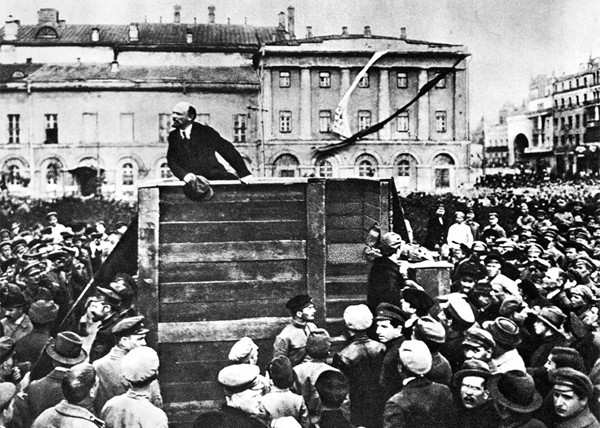 "Клиповая" история как кляп в сознании масс