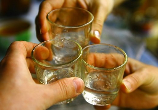 Анекдот для лингвистов, или давайте просто выпьем Анекдот для лингвистов, или давайте просто выпьем