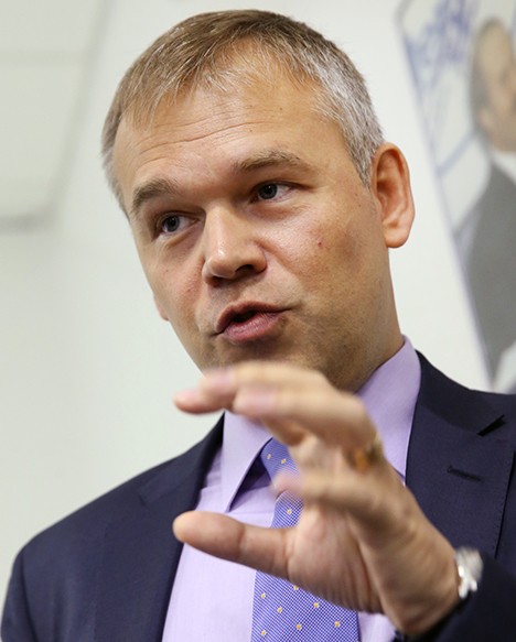 Зампред Центробанка и директор надзорного департамента ЦБ бежали за границу?