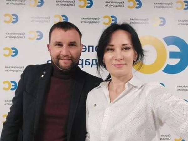 «Будем спокойно убивать москалей». Порошенко выдвинул «настоящую героиню» Марусю Зверобой кандидатом в нардепы