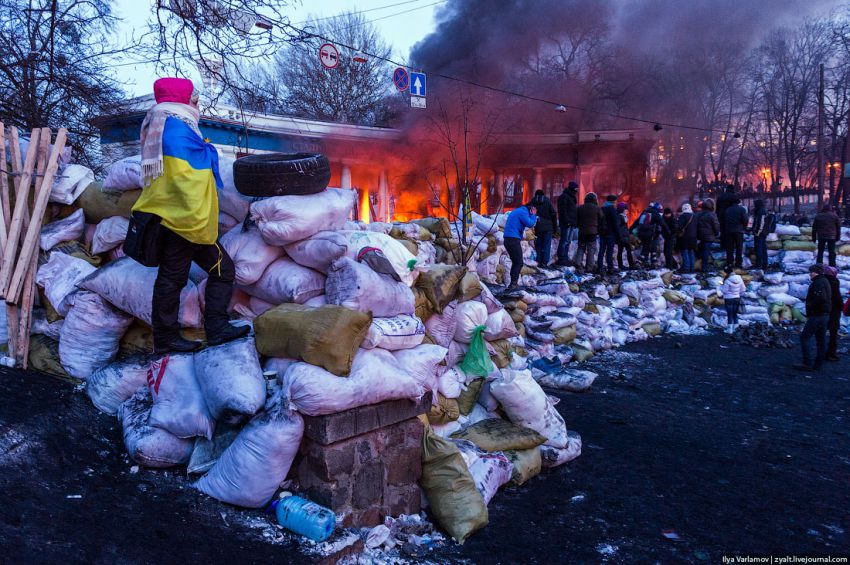 Майдан глазами милиции и Беркута Майдан глазами милиции и Беркута