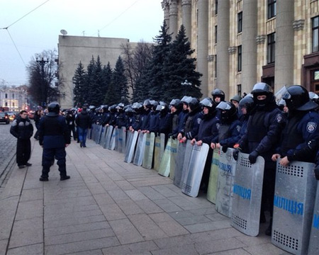 Харьков. На площади Свободы состоялся митинг. ВИДЕО Харьков. На площади Свободы состоялся митинг. ВИДЕО