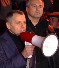 Договор о вхождении Крыма в состав РФ подпишут Константинов и Аксенов