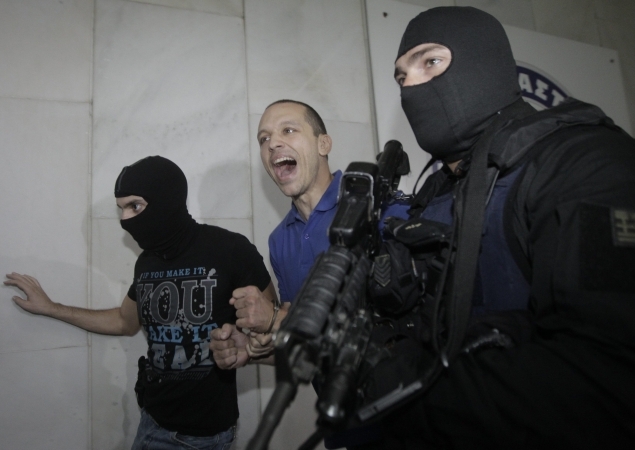 Полиция арестовала ещё двух членов парламента Греции от фашистской партии «Золотая заря»