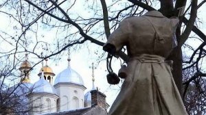 На Рождество фашисты отбили на братской могиле советским воинам головы