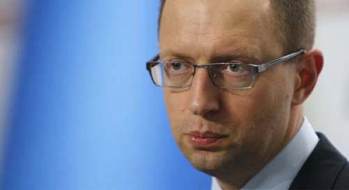 Яценюк: Украина на грани банкротства, нужно срочно поднимать тарифы и налоги