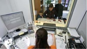 США и страны Европы упрощают выдачу виз российским туристам