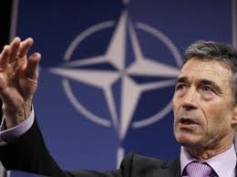 НАТО не исключает введения своих войск в Украину, - Расмуссен