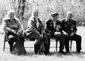 это че майдан весь такой?....ЭТА БАБУШКА ОДНА УМНЕЕ ВСЕХ ВАС!!!