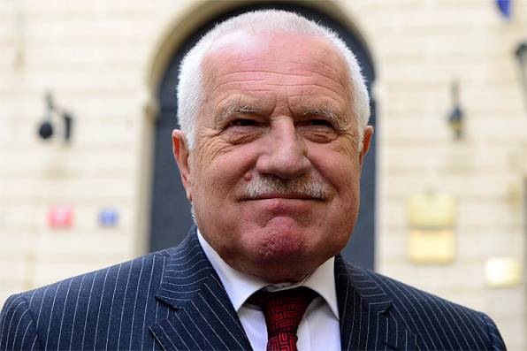 Вацлав Клаус: «Наши западные товарищи попользовались Украиной против России» Вацлав Клаус: «Наши западные товарищи попользовались Украиной против России»