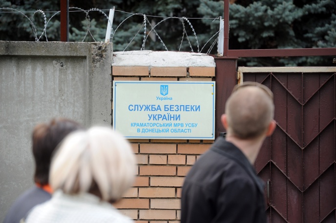 Милиция Донецка отказалась принимать участие в операции против сторонников федерализации Милиция Донецка отказалась принимать участие в операции против сторонников федерализации