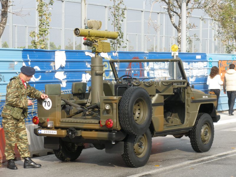 Гражданская война, ночь: вертолёт теперь сбили уже не пулей, а ракетой. Европа призналась, - под видом миссии ОБСЕ катались западные военные и киевский разведчик