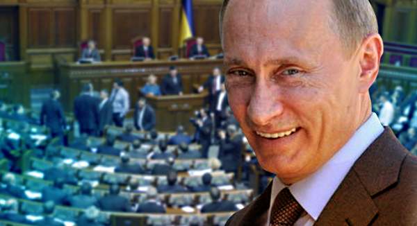 В Верховной Раде перепалка: Украинские патриоты обвиняют друг друга в тайной работе на Россию