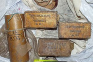 "Правый сектор" оставил после себя в гостинице "Днепр" оружие и взрывчатку - Аваков