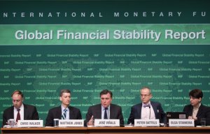 Всемирный банк: краткосрочное ослабление рубля оздоровит российскую экономику