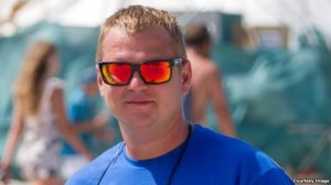 Бывший лидер Автомайдана Булатов признал, что во время киевских протестов отдыхал в Доминикане