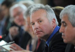 Немецкий эксперт: Германия столкнулась с серьёзным конфликтом между политикой и бизнесом