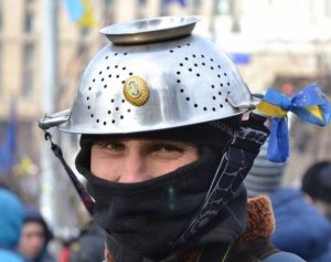 Запад считает украинских политиков идиотами