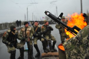 Неизвестные напали на склады с оружием в Донецкой области: идет перестрелка