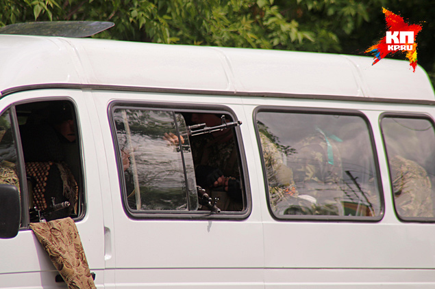 Бой под Славянском: украинская армия ведет обстрел позиций ополченцев, количество жертв растет Бой под Славянском: украинская армия ведет обстрел позиций ополченцев, количество жертв растет