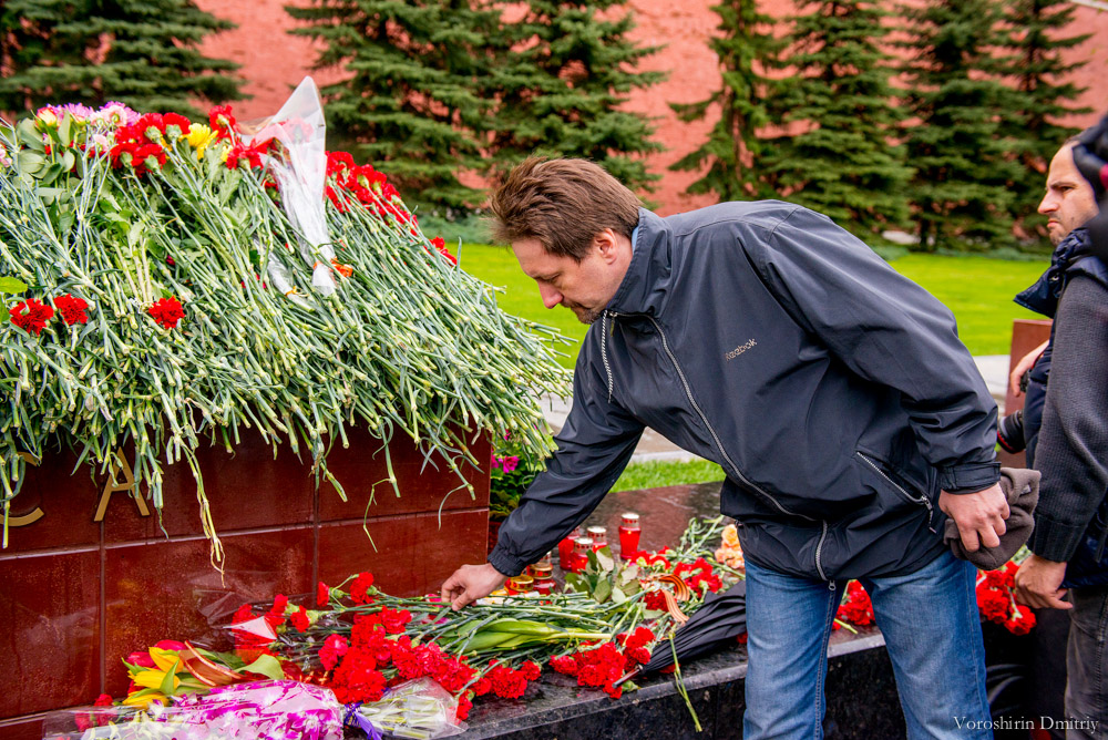 У стен Кремля прошел митинг в память погибших в Одессе