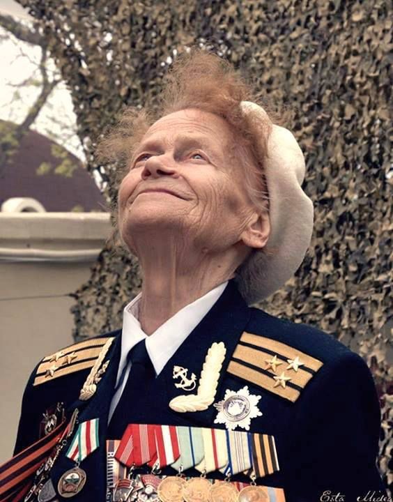 Фрау «Черная смерть» или «Дуськин взвод» Фрау «Черная смерть» или «Дуськин взвод»