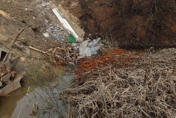 В Кировской области снесли памятник советскому солдату В Кировской области снесли памятник советскому солдату
