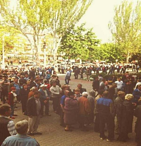 На избирательных участках - очереди!