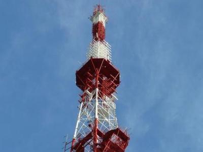 В Донецке и Мариуполе из эфира исчезли украинские радиостанции и телеканалы В Донецке и Мариуполе из эфира исчезли украинские радиостанции и телеканалы