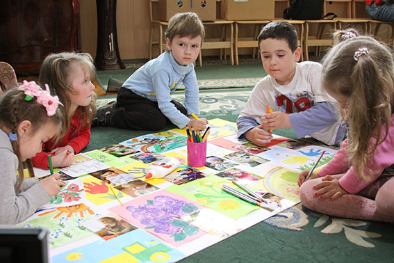 Фашисты и Русские дети. История повторяется