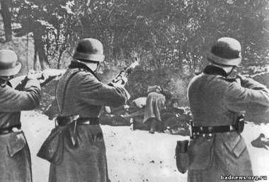 Бандформирования Коломойского атаковали военнослужащих отказавшихся стрелять по мирным жителям. ДОПОЛНЯЕТСЯ