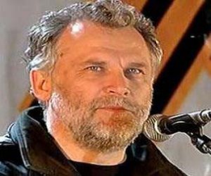 Мусор нужно убирать.