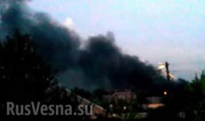 В Константиновке идет нападение на блокпосты, горят покрышки