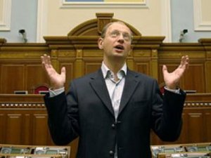 Яценюк обвинил спецслужбы Украины в неспособности остановить насилие в Одессе