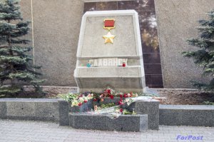 На аллее городов-героев в Севастополе вместо Киева появился Славянск