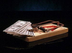 Украина получила первый транш от МВФ