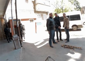 Захват офиса "Боротьбы" в Харькове. хунтовские черные фашисты + милиция