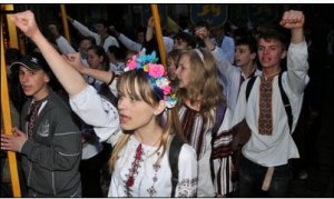 Хорошо быть украинцем жить в свободной стране!