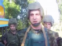 Бойцы армии Юго-Востока из Стаханова благодарят россиян за материальную помощь (видео)