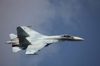 Российский истребитель прошел в 30 метрах перед американским самолетом-разведчиком