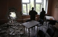 Хунта возобновила артобстрел Семёновки и окружила Амвросиевку