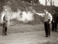 Из Львова в зону АТО направили около 100 поддельных бронежилетов.