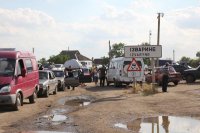 Беженец на границе: «Мне сказали: «Либо убирайся в Россию, либо голова в мусорном баке»