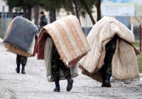 Для бомжей и наркоманов из карательного батальона "Херсон" собирают одеяла и палатки