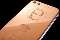 Золотой Айфон 5S с портретом Путина