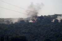 Украинская артиллерия обстреляла Луганск, горит частный сектор, над городом авиация